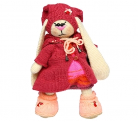 The woven doll is a long-lasting bore 10347